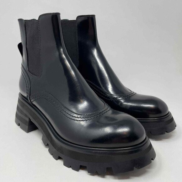 Alexander McQueen Shoes - Alexander McQueen Wander Chelsea Boots Womens IT 40 US 10 Black Leather Platform